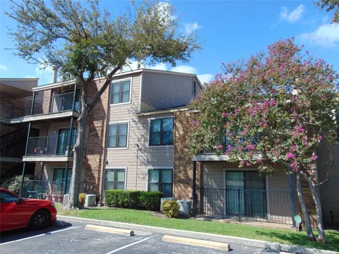 8109 Skillman Street #1008