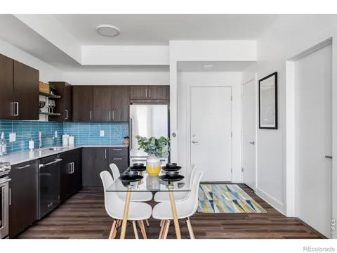 1707 Walnut Street #302