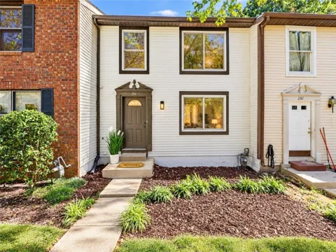 284 Roswell Commons Circle