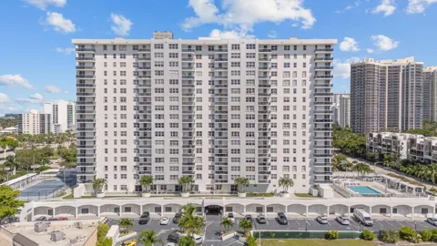 3015 Ocean Boulevard #5F