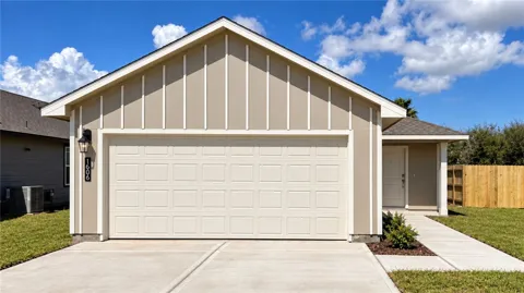 1506 Letty Lane