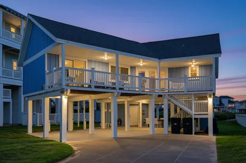 4230 Pirates Drive