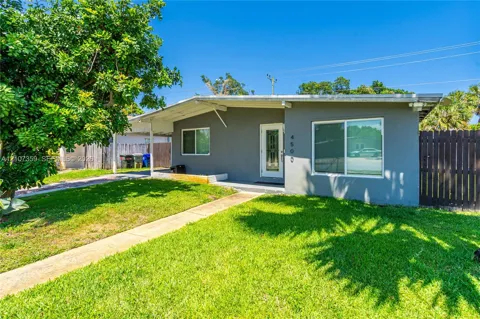 4500 NE 18th Ave