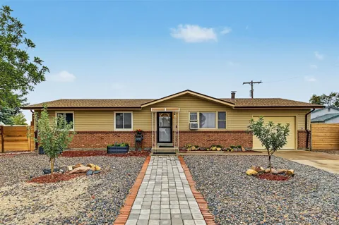 290 Kiowa Avenue