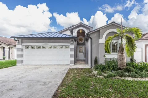 7461 NW 167th Terrace