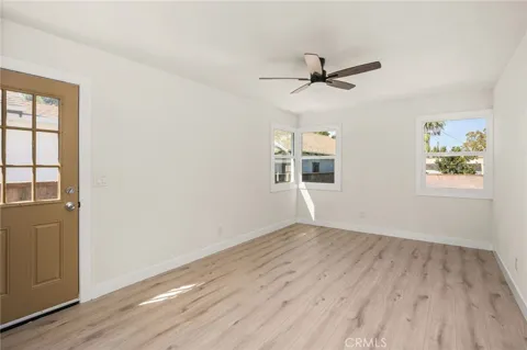2047 W 78th