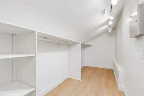 29 Orangegrove #1