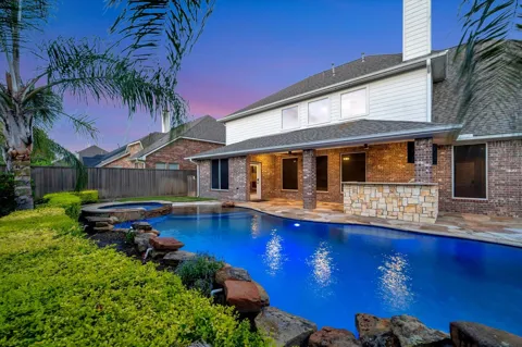 2515 Montclair Court