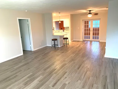 243 SW 4th Street