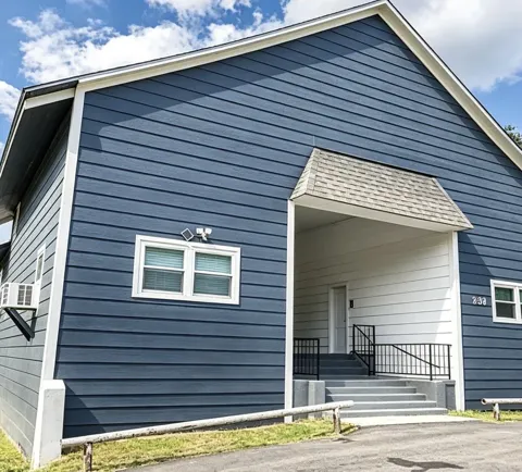 231 W Hull Street #F