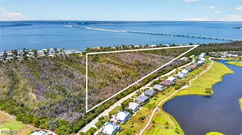 Bay Drive