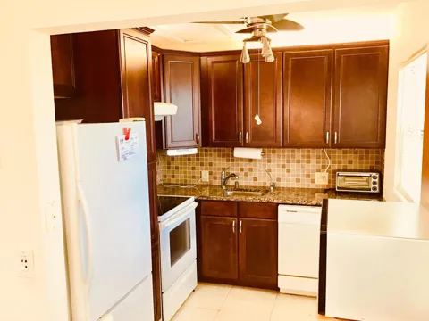 542 MANSFIELD M