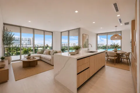 2411 Laguna Circle #306