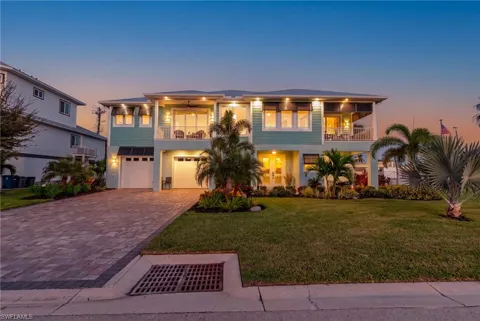 810 San Carlos Drive