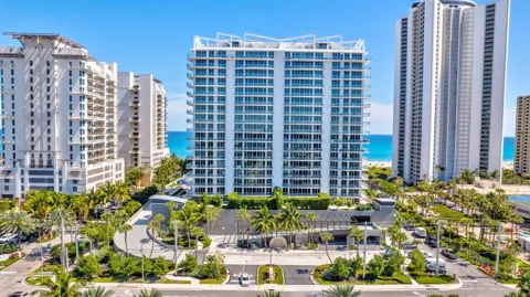 3100 Ocean Drive #p