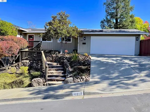 4212 Cabernet Ct