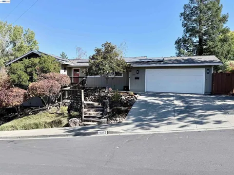 4212 Cabernet Ct