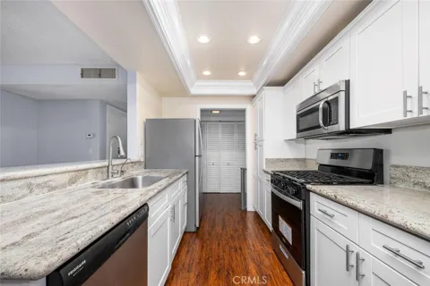 12635 Main #320