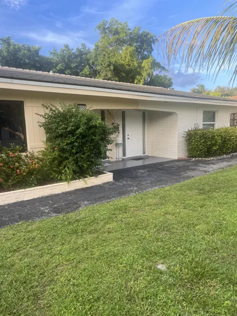 8155 NW 39TH STREET