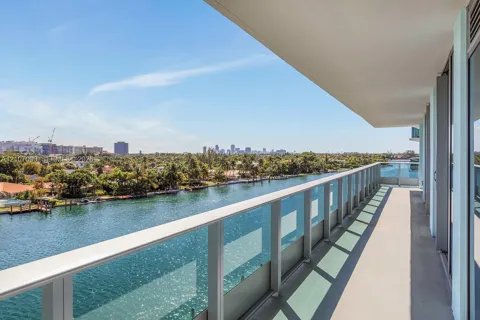 9221 E Bay Harbor Drive #609