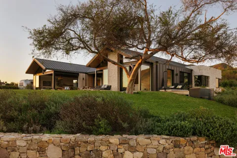5792 Calpine Drive