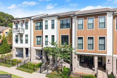 215 Downing DR