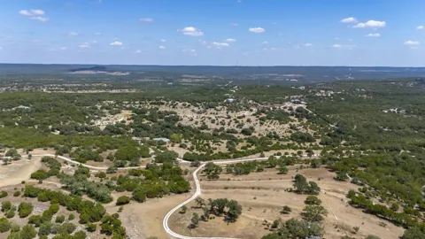 2 Post Oak Bend Loop