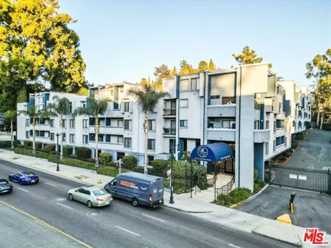 1940 Highland Avenue #21
