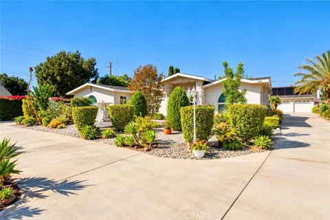 17841 Collins
