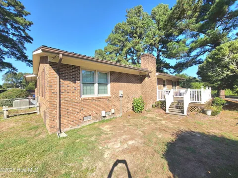 2113 Westwood Drive