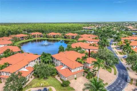 6433 Legacy Circle #1302
