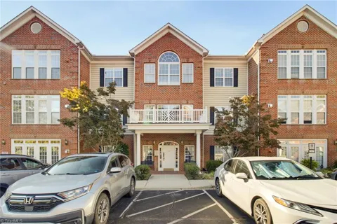 522 College Road #301