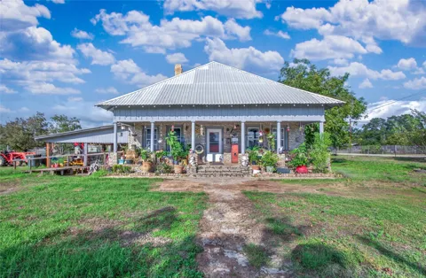 7866 County Road 404