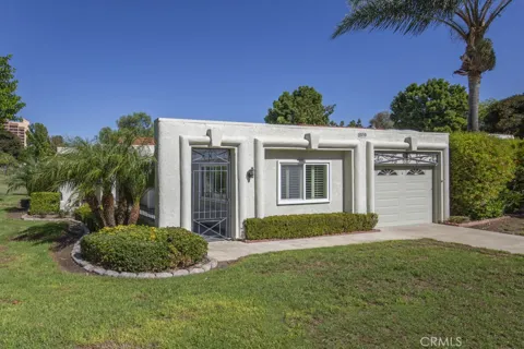 5516 Paseo Del Lago W #A