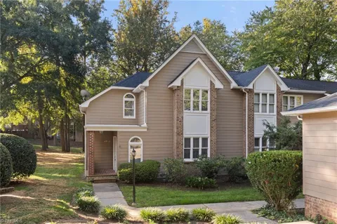 4564 Fernhaven Circle