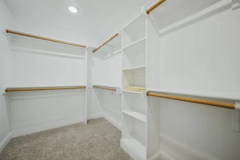 104 Ranchview
