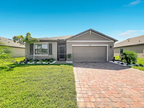 6904 Topaz Drive