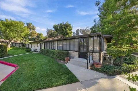 26335 Oak Highland #A