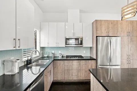 2401 Crawford Street #C2A