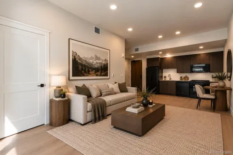 1643 Boulder Street #205