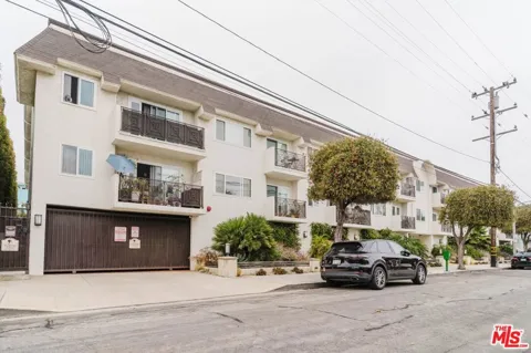 2721 2nd Street #103