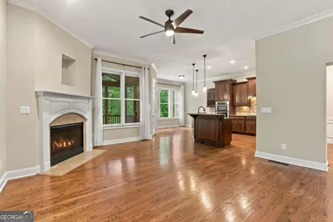 5201 Waters Edge TRL