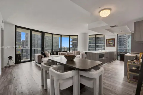 801 S Miami Ave #1801