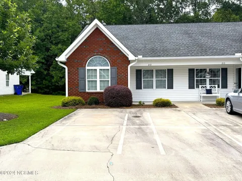 215 Hurt Court