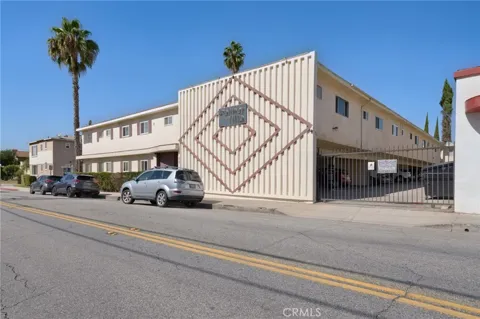 915 E Palmer Avenue #12