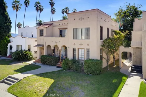 1862 W 54th Street