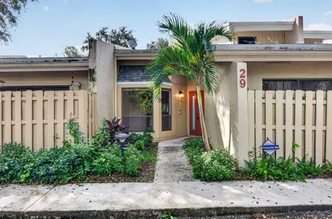 1400 NW 9TH AVENUE #D-29