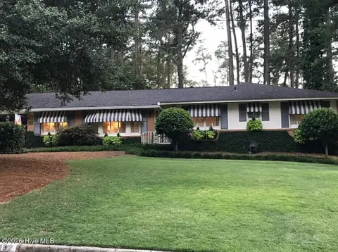 3132 Edinburgh Drive