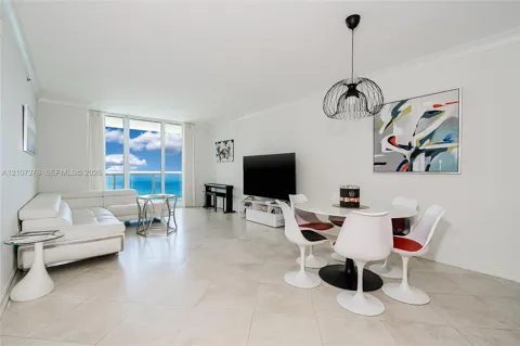 1830 S Ocean Dr #3511