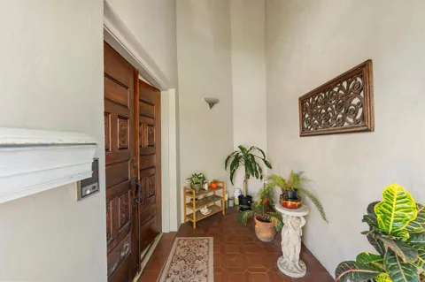 820 SW 12TH PLACE